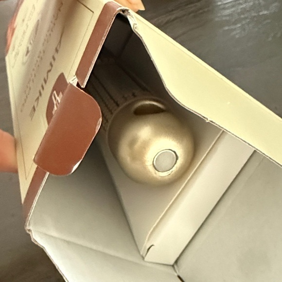 Nano Tech Pro Round 3 Inch Hair Brush for Blow Out Gold 4 Free Clips - Picture 3 of 6